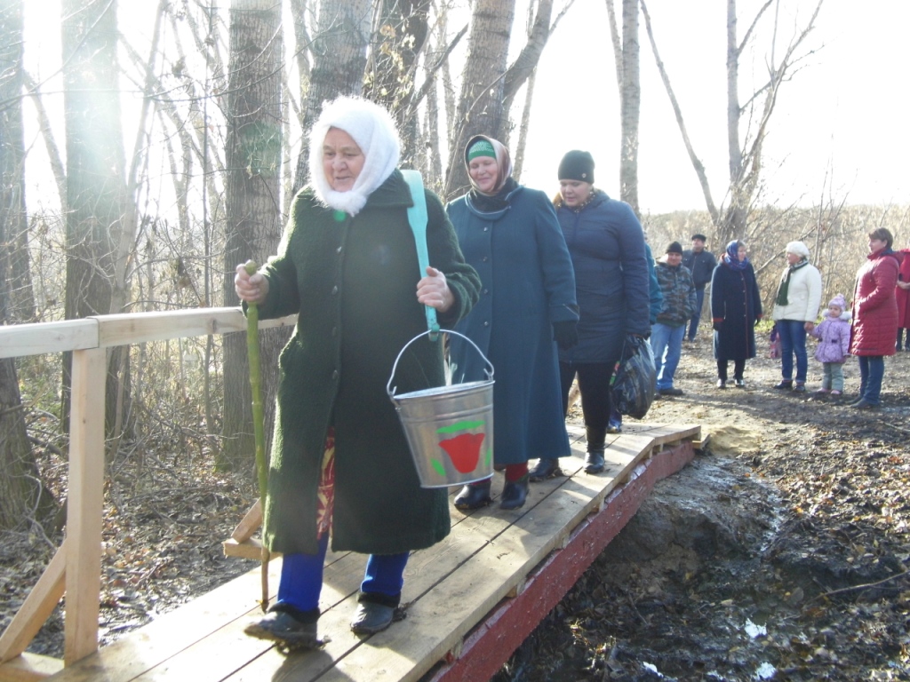 Погода в большой бакрче апастовский. Минниханов на роднике с Бакрчи. Родник Хаят в Бакрчах.