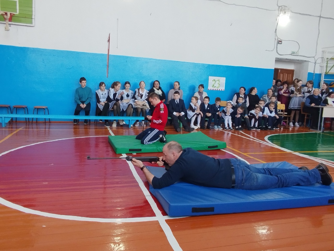 эстафеты на природе. спортивные соревнования для детей. командные эстафеты. развлекательные игры для детей. спортивная эстафета.