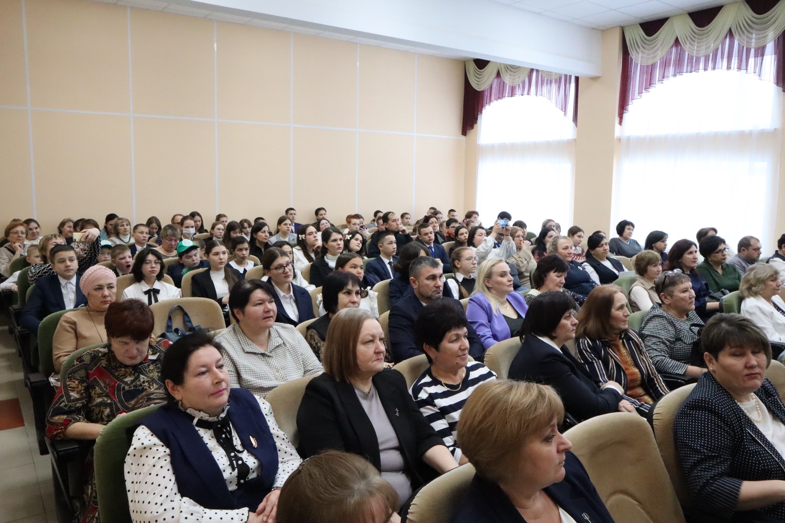 миссия отдела обучения. педагогический процесс кластер. учебно-производственный комплекс. система управления университетом программа развития. миссия компании фпк.