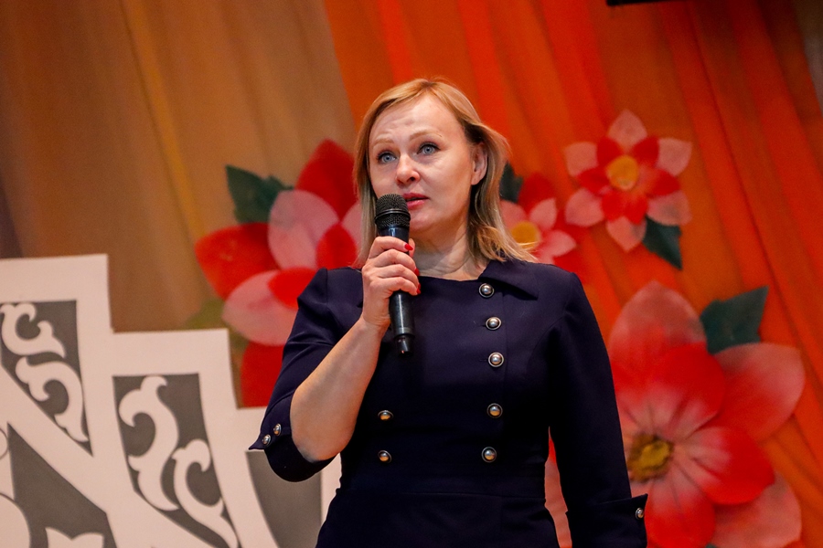 татарские костюмы для ансамбля. татарские вокал. татарский вокал. трио ямьле. костюмы для хора детского.